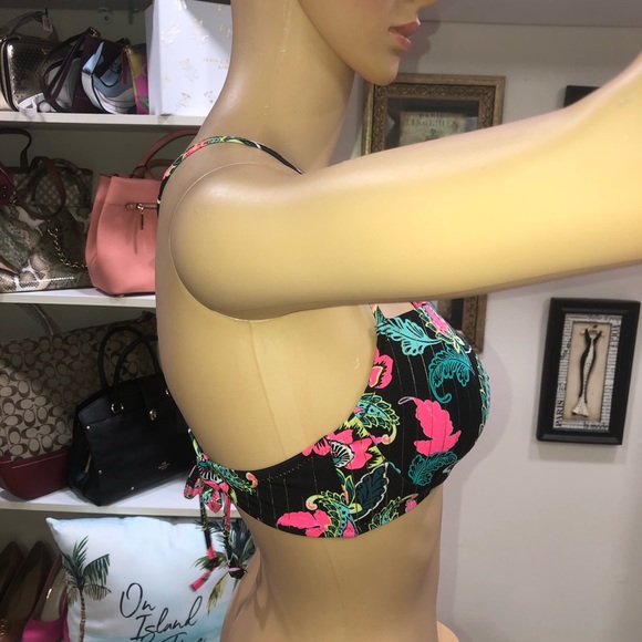 Shade & Shore Summer Macrame Crochet  Bikini Top - Picture 3 of 10